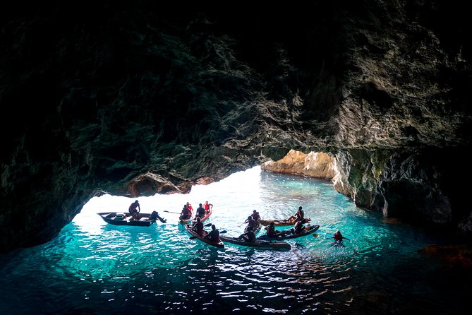Kayak & Snorkel Tour in Cerro Gordo Natural Park, La Herradura - Caves, coves and the changing route