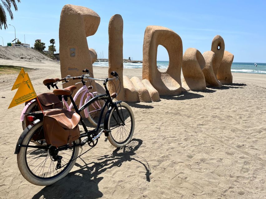 Malaga: Bike Rental for City Discovery Route & Beaches - The useful details at a glance
