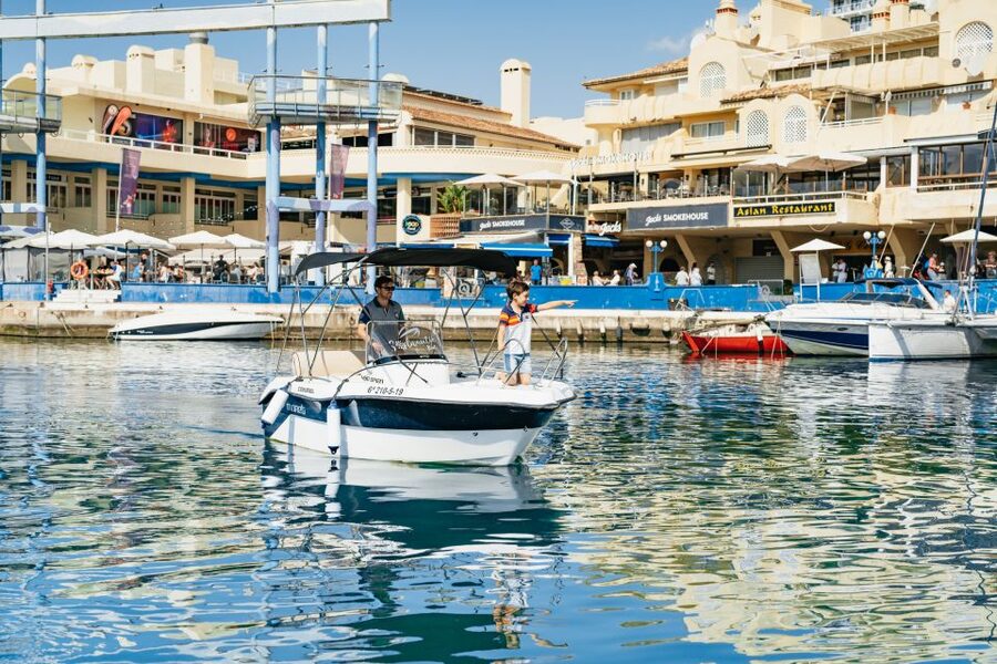 Malaga: Boat Rental without a License for Dolphin Watching - Is this the right boat trip for you?