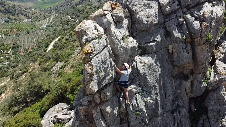 Málaga: Caminito del Rey and El Chorro Climbing Trip - Walking the Caminito del Rey