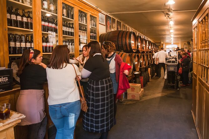 Malaga Food Tour: Tapas, Drinks and Delights with a Local - Finishing with Locas de Málaga