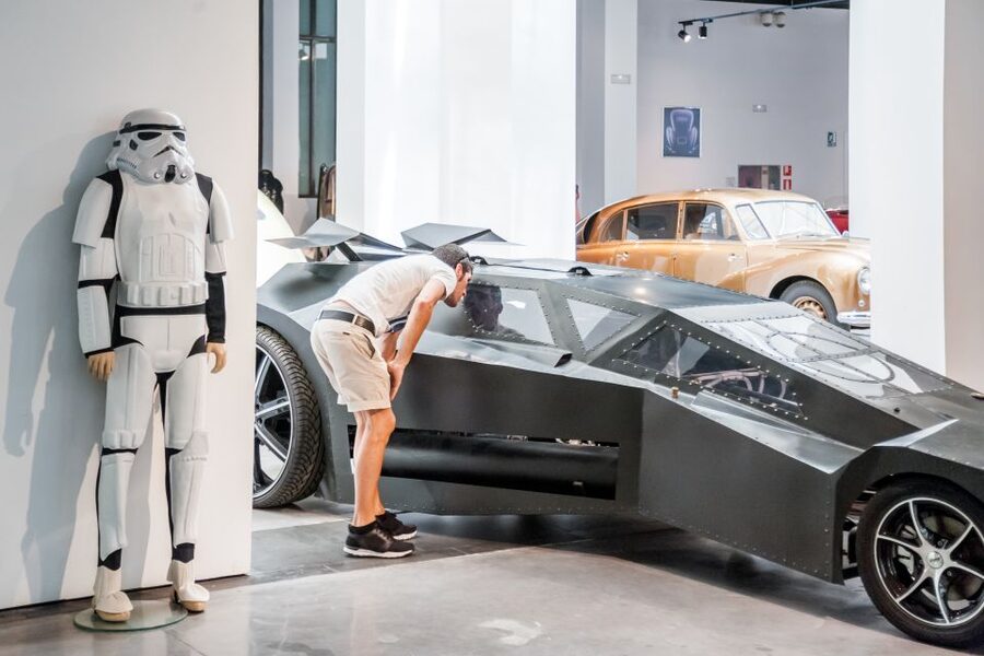 Málaga: Museo del Automóvil y la Moda Ticket - Look ahead to alternative-energy designs
