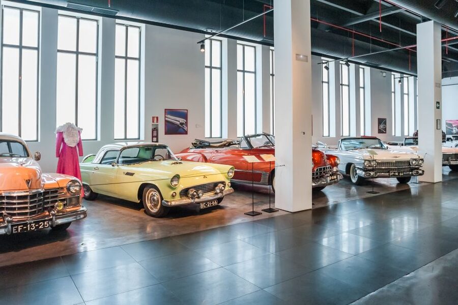 Málaga: Museo del Automóvil y la Moda Ticket - Begin with the early years of the automobile