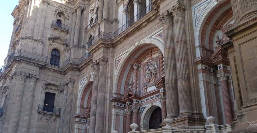 Malaga: Old Tour Walking Tour w/Cathedral & Picasso Museum - Start in Constitution Square, Málaga’s easy meeting point