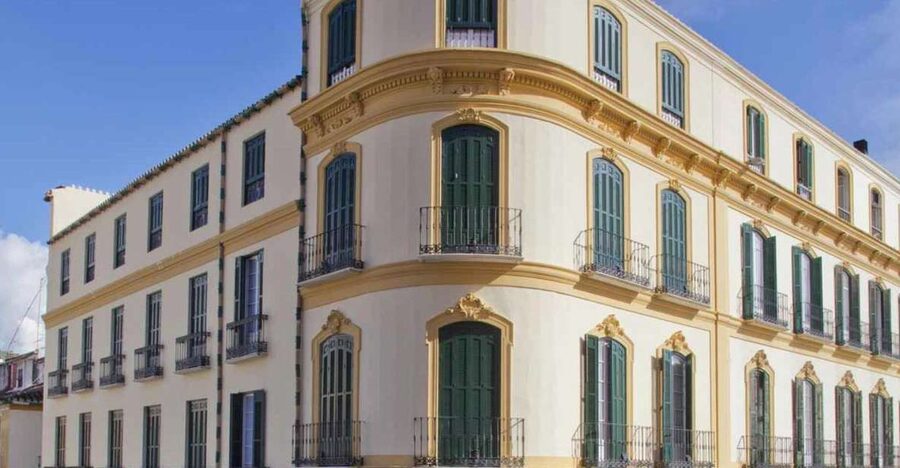 Málaga: Picasso Birthplace Museum Ticket & City Audio Guide - A birthplace visit, not a survey of Picasso’s paintings
