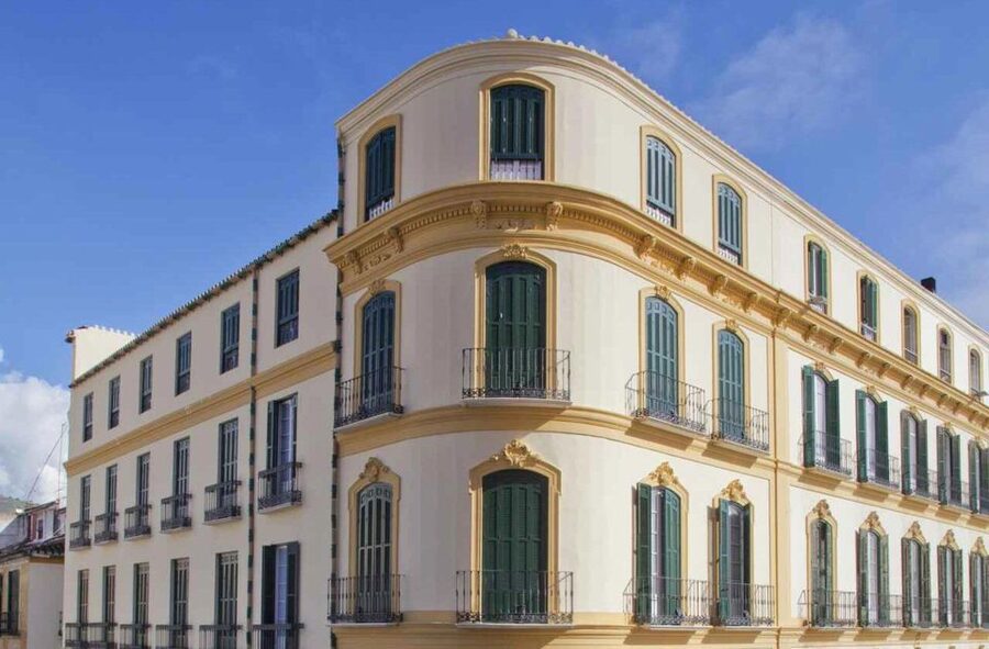 Málaga: Picasso Birthplace Museum Ticket & City Audio Guide - What the museum’s objects can tell you