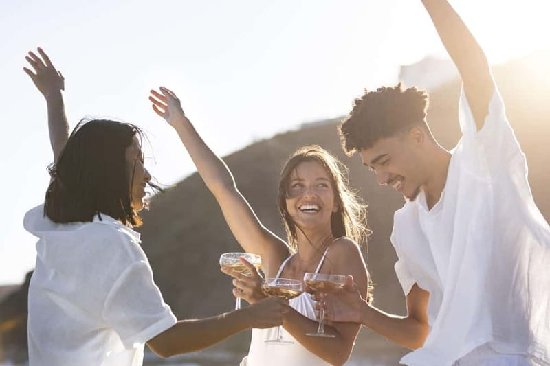 Malaga: Sailing Catamaran Sunset Cruise with Live DJ & Drink - Setting sail from Málaga Port