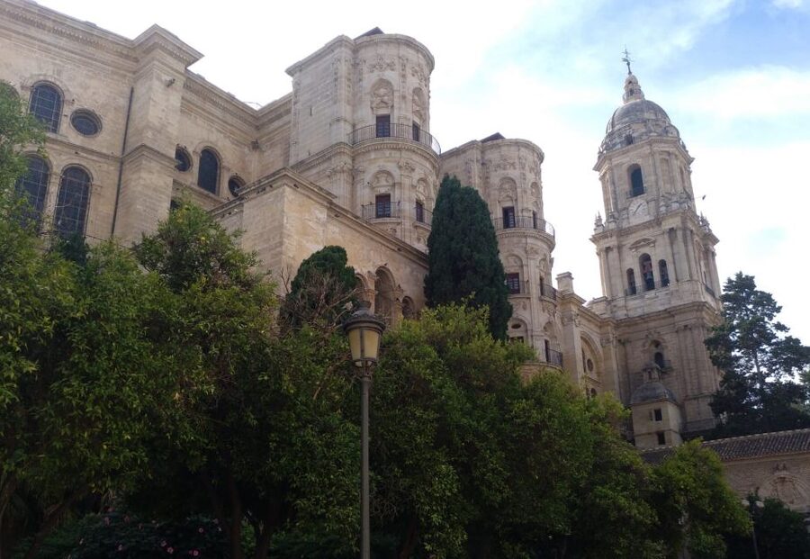 Malaga: Skip-the-Line Malaga Cathedral Tickets with Tour - Find out what lies beneath the cathedral’s story