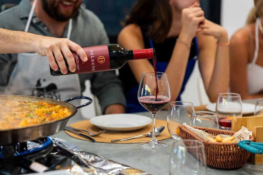 Málaga: Spanish Cooking Workshop with Paella and Sangria - FAQ