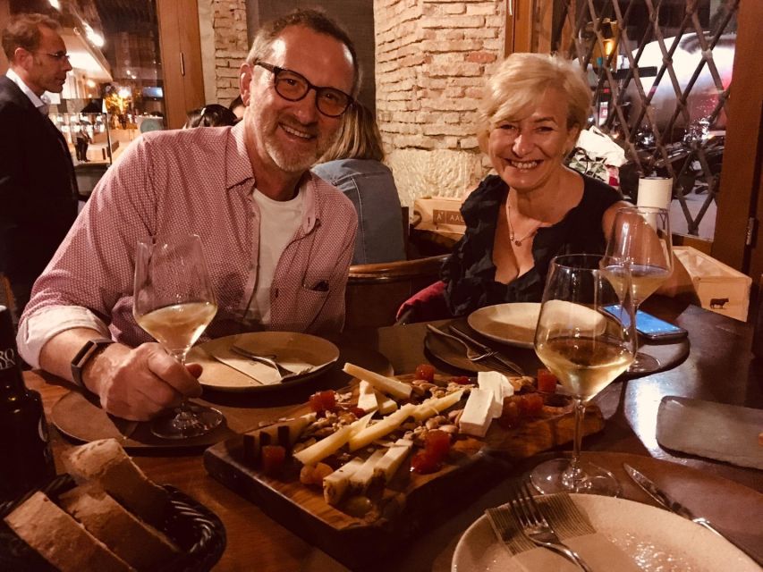 Malaga: Tapas Crawl - Short walks and a change of pace at each stop