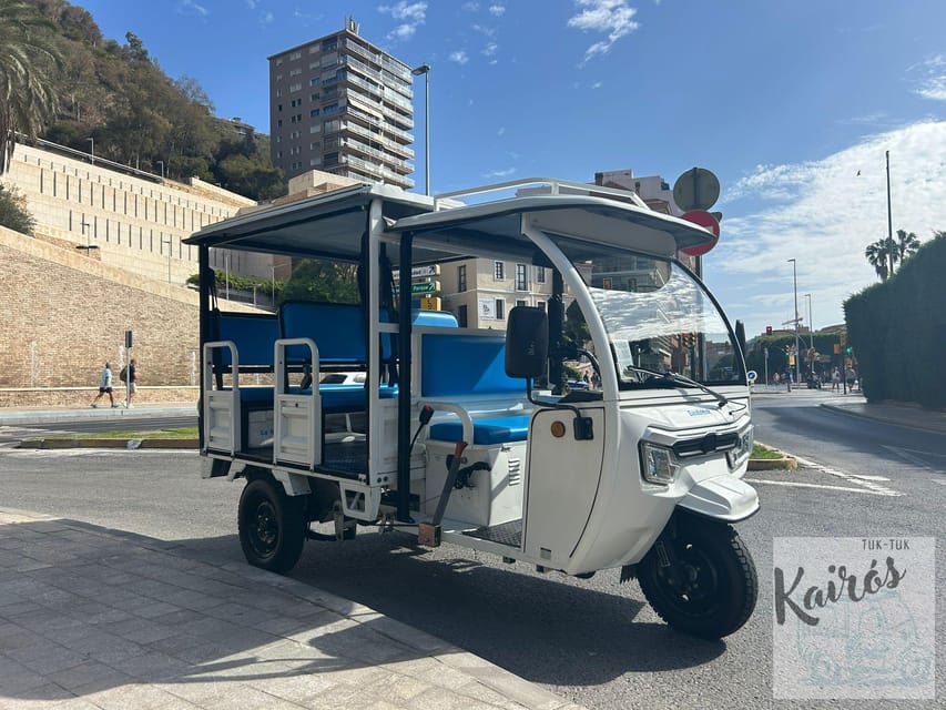 Malaga: Tuk tuk tour - English Cemetery and central Málaga