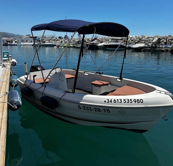 Marbella: Puerto Banús Boat Rental with No License Needed - Taking the helm from Puerto Banús
