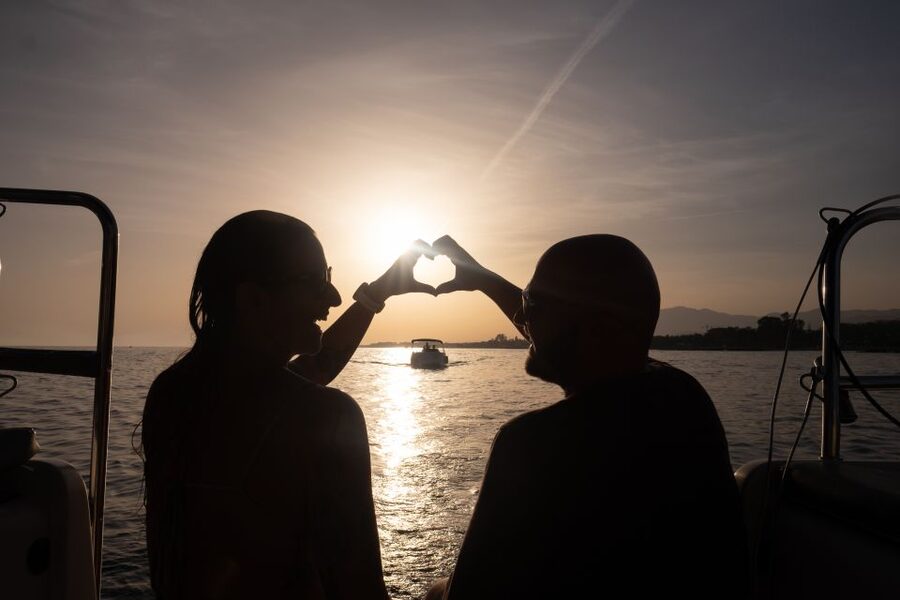 Marbella: Sailing & Dolphin Watching with Snacks and Drinks - FAQ