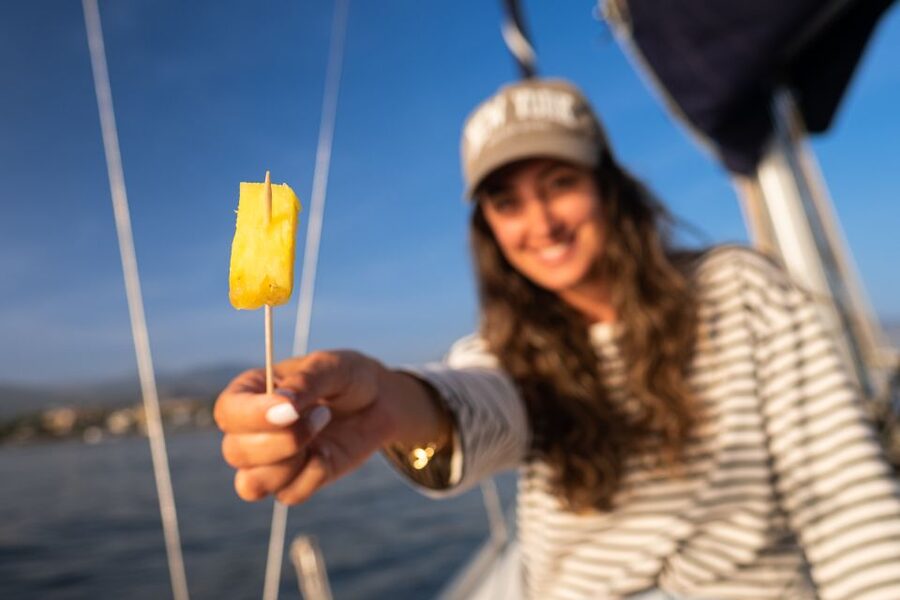 Marbella: Sailing & Dolphin Watching with Snacks and Drinks - Drinks, snacks, and the social side of the trip