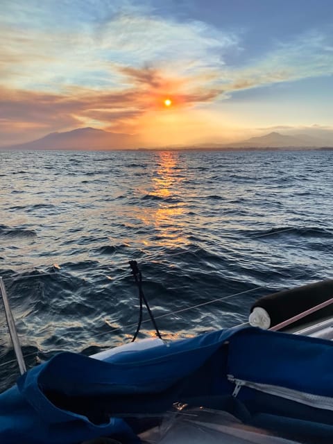 Marbella: Sunset Luxury Sailing Cruise in Puerto Banús - A sunset sail, not a sightseeing checklist