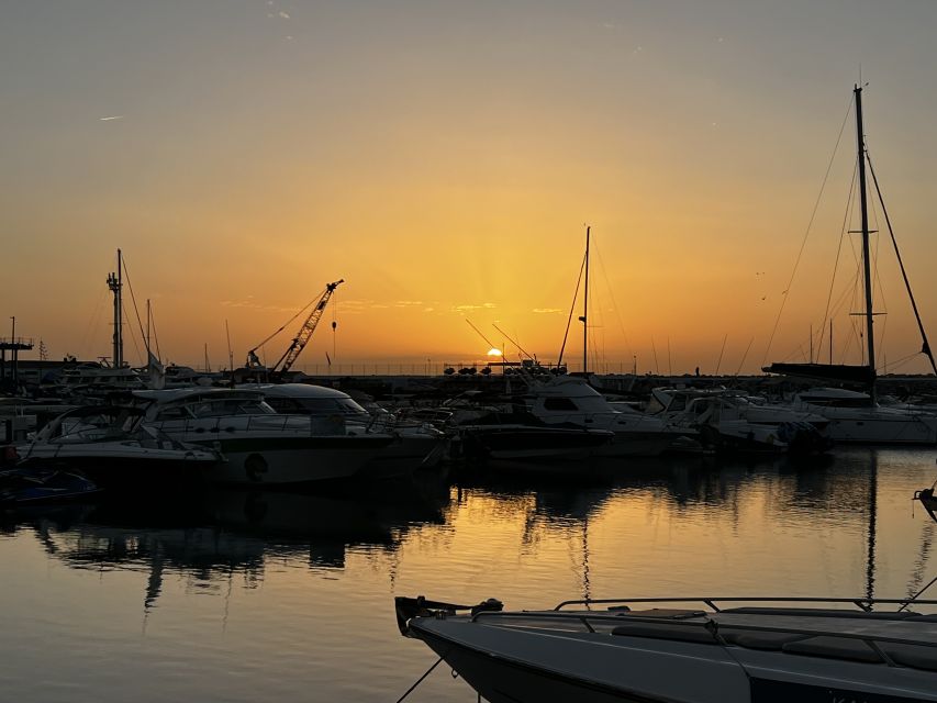 Marbella: Sunset Sailing Trip with Drinks and Snacks - What two hours on board feels like