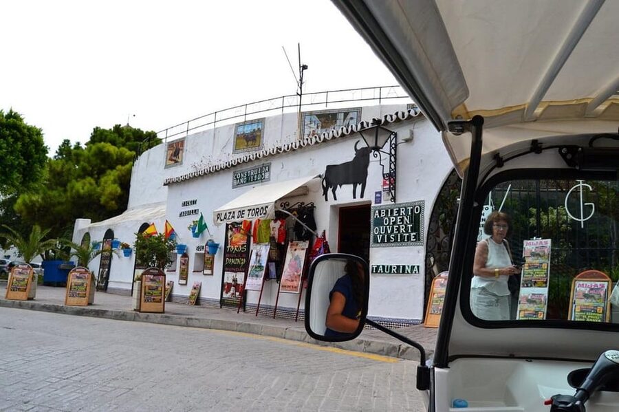 Mijas: Panoramic city tour with an electric Tuk Tuk - The Viewpoint Above Mijas