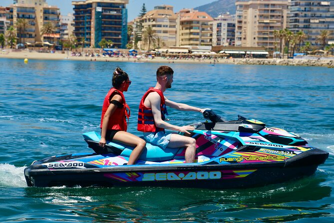 Rent Jetski - What the sea may feel like