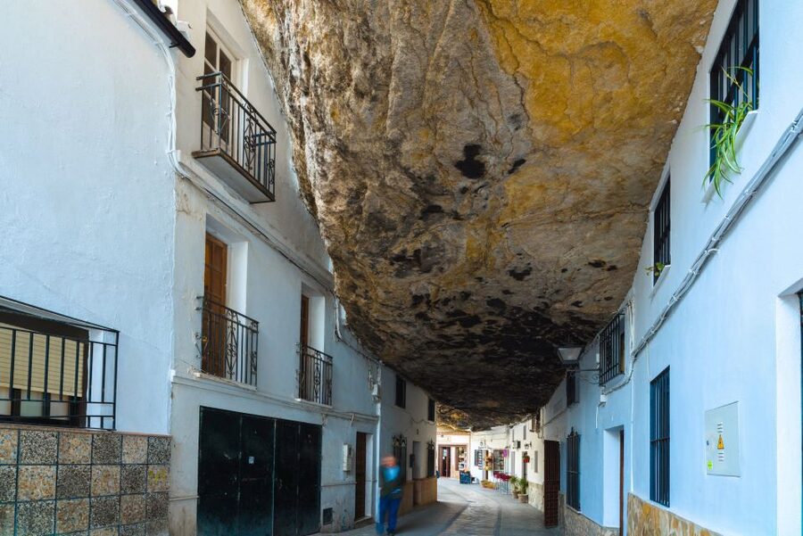 Ronda and Setenil Full Day - Setenil de las Bodegas: walk at your own pace