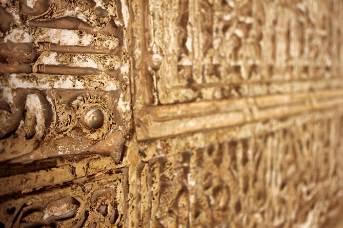 Semi Private Tour to the Alhambra from Nerja - Tapas and a guided walk in the Albayzín