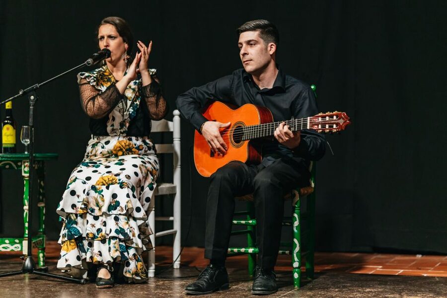 Torremolinos: Flamenco Show with Dinner and Drinks - Getting to Barbacoa La Cañada