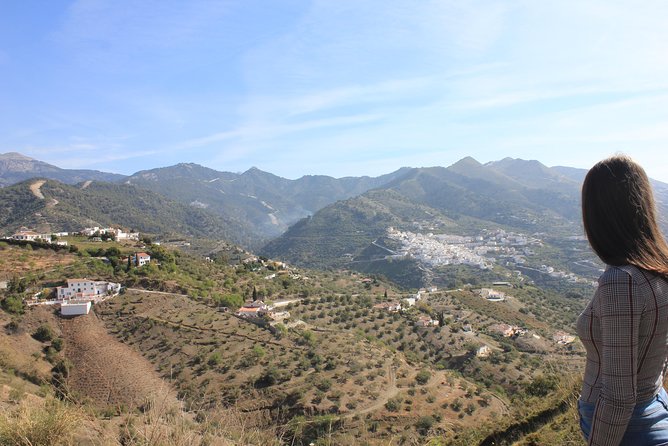 White Villages Tour in the Nerja area: Small-Group Tour and Lunch - Four villages, one mountain day
