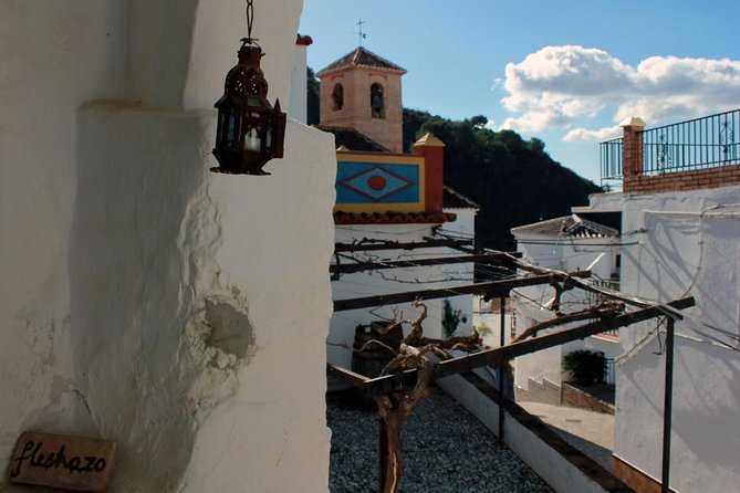 White Villages Tour in the Nerja area: Small-Group Tour and Lunch - Árchez: Moorish details in quiet lanes